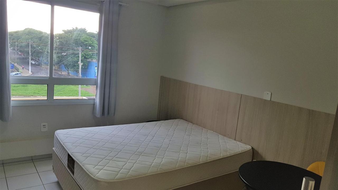 Flat Com Wifi, Piscina, Split E Estacionamento Apartment Ribeirao Preto Exterior photo